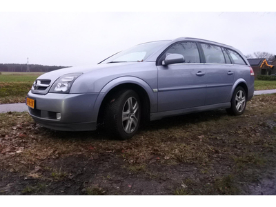 Opel Vectra Wagon 2.2-16V Elegance 259 dkm goed rijden apk 31-1-2025