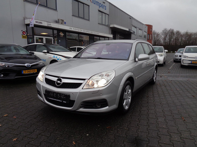 Opel Vectra Wagon 2.2-16V Executive BI-XENON / ELEKTRISCHE KLEP / WINTERBANDENST / MOOIE AUTO!