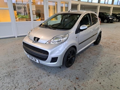 Peugeot 107 1.0-12V XR