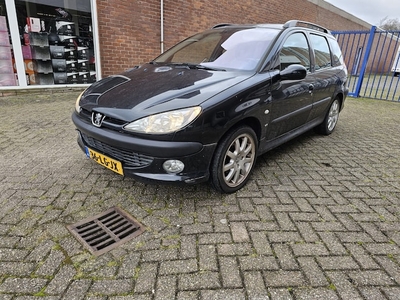 Peugeot 206 Benzine