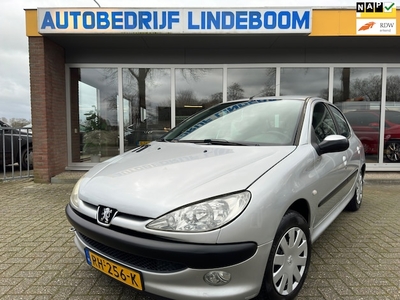 Peugeot 206 Benzine