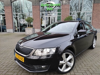 Skoda Octavia Benzine