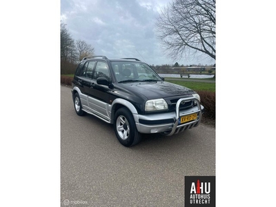 Suzuki Grand Vitara 2.5 V6 (Export)