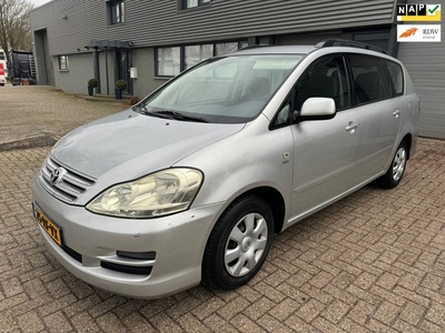 Toyota Avensis Verso 2.0i Linea Luna 7-persoons