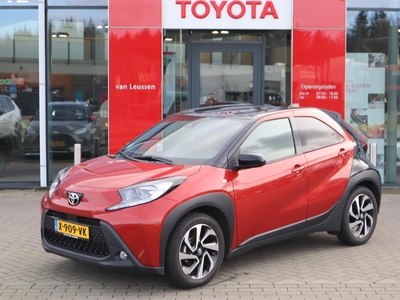 TOYOTA AYGO X ENVY APPLE/ANDROID DAB CAMERA AD-CRUISE LM-VELGEN STOELVERW AIRCO MISTLAMPEN