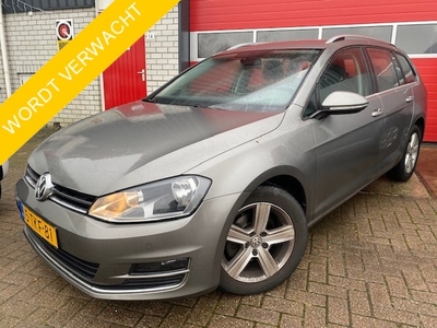 Volkswagen Golf Benzine