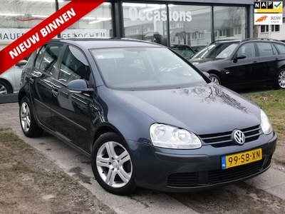 Volkswagen Golf Benzine