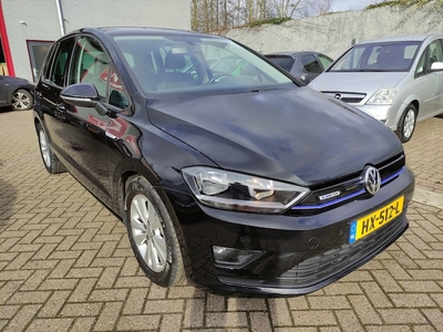 Volkswagen Golf Sportsvan Benzine