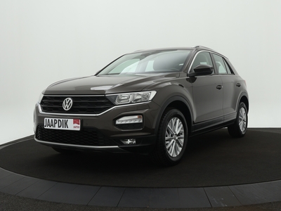 VOLKSWAGEN T-ROC BWJ 2019 1.0 116 PK TSI Style Business TREKHAAK / STOELVERW. / ADAPTIVE CRUISE / DAB+ / NAVI / CLIMA / PARKEERSENSOREN