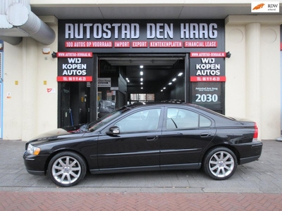 Volvo S60 2.4D Kinetic Leer Clima PDC Stoelverwarming