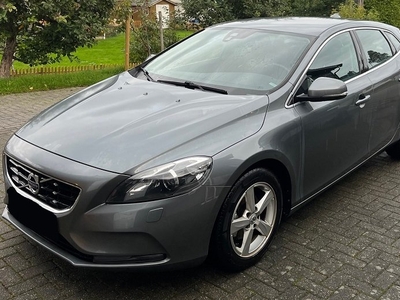 Volvo V40 1.6 d2 115ch 2012