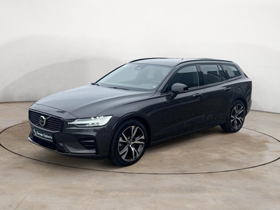 Volvo V60 2.0 B4 Plus Dark V018 Diverse kleuren leverbaar uit voorraad