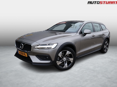 VOLVO V60 Cross Country 2.0 B5 AWD Pro 1e eigenaar nl-auto volledige historie