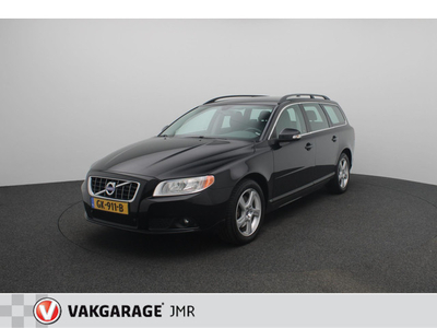 Volvo V70 2.0T Momentum - Trekhaak - PDC voor + achter - stoelverwarming - Cruise Control - Climate Control - Bluetooth