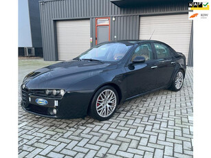 Alfa Romeo 159 2.2 JTS Distinctive Nieuwe APK t/m 03-01-2026