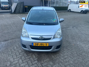 Daihatsu Cuore 1.0 Premium ((( zeer zuininge auto))