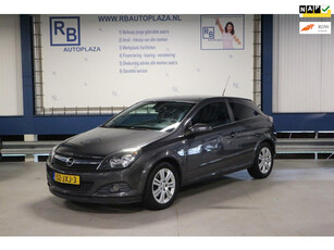 Opel Astra GTC 1.6 Cosmo / Leer / Stoelverwarming ! ! !