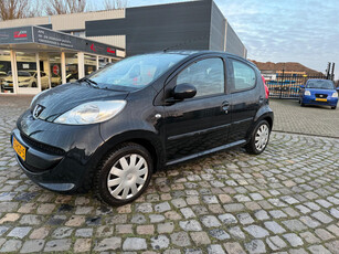 Peugeot 107 1.0-12V XS