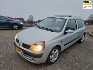 Renault Clio 1.4-16V Privilège rijd rem schakel goed door inruilen binnen zo mee !!!