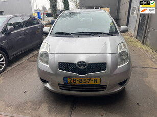 Toyota Yaris 1.0 VVTi