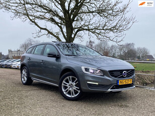 Volvo V60 Cross Country 2.0 D4 Summum | Leder + Schuif/dak + Elektr. stoel + Navi + Clima + Cruise nu € 13.975,-!!