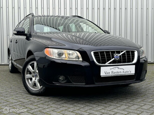 Volvo V70 2.5T Momentum | Xenon | Trekhaak | Youngtimer | 08 | Volledige historie |