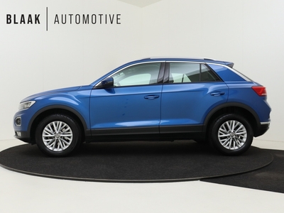 VOLKSWAGEN T-ROC 1.0 TSI Style | Navi | Afneembare trekhaak