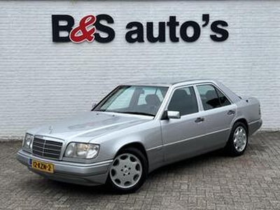 Mercedes-Benz 300 (W124) E Sportline Automaat Airco Trekhaak LM-Velgen Electrische Spiegels Goed onderhouden