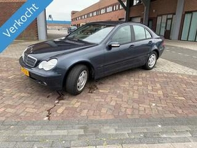 Mercedes-Benz C-KLASSE 200 CDI Elegance! 180Km NAP!! Airco!!