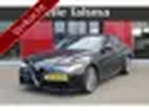 Alfa Romeo Giulia 2.0T Veloce int/exterieur Trekhaak stoel en stuurverwarming