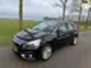 BMW 2-serie Active Tourer 218i High Executive SCHADE , Rijdbaar