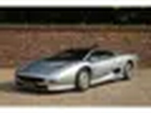 Jaguar XJ220 ONE OWNER, 7.500 KMS One owner XJ220, 7.500 kilometers from new, Recent major service i