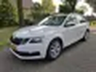 Škoda Octavia Combi 1.6 TDI DSG Greentech Ambition Business Navigatie Parkeer sensoren