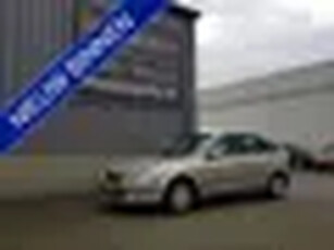 Mazda 323 Fastbreak 1.5i GLS 5 deurs [ airco /stuurbekrachtiging ] i.z.g .staat !!!!