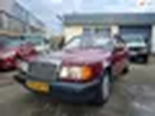 Mercedes-Benz 200-500 (W124) 200 D, w124 **ROESTVRIJ EN GEHEEL ORIGINEEL **