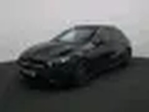 Mercedes-Benz A-klasse 250 e Business Solution AMG Limited/PANORAMA