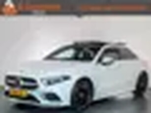 Mercedes-Benz A-klasse 250 Premium Plus, AMG-line Panoramadak, Navigatie, Lederen Bekleding, 360 Gra