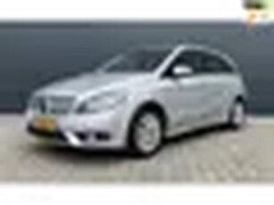 Mercedes-Benz B-klasse 180 Ambition Trekhaak Airco Navi APK