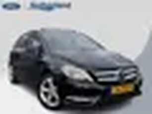 Mercedes-Benz B-klasse 200 Ambition 156pk Automaat Panorama dak Trekhaak 17 inch Lichtmetaal