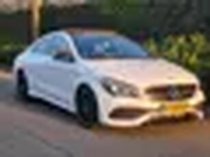 Mercedes-Benz CLA-klasse 180 Ambition AMG Pakket Pano Wit Apple CarPlay Eleck Stoelen Camera