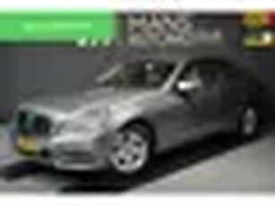 Mercedes-Benz E-klasse Mercedes-Benz E-klasse 300 CDI BlueTEC HYBRID / KEYLESS / MEMORY / 100% DEALE