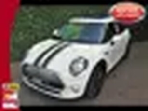 MINI Cooper 1.2 One Chili Business met Navi, Pano.dak, Park.ass, Clima en 16