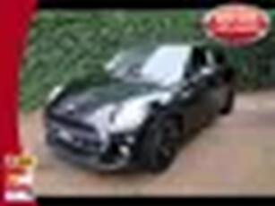 MINI Cooper 1.2 One Pepper F56 met Clima, BT, stoelverw. en 17