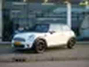 Mini Cooper 1.6 One Holland Street NL AUTO NAP 1E EIGENAAR DEALER ONDERHOUDEN NAVI BLUETOOTH!