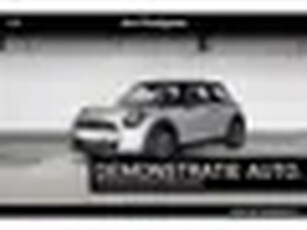 MINI Cooper 3-deurs 1.5 Cooper C Essential Pakket XS Dak in carrosseriekleur