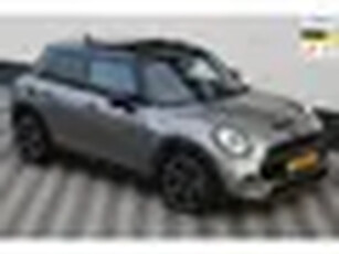 Mini Cooper S 2.0 192PK 60 Years Edition Pano HUD H/K NAP !!