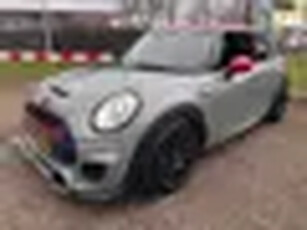 Mini JOHN COOPER WORKS Manhart F300 Remus Sparco Kanon