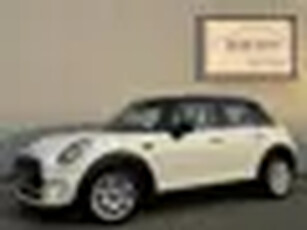 MINI Mini 1.5 Cooper Business Automaat Navigatie/Airco/16inch.