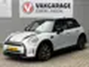 MINI Mini 1.5 Cooper Classic AUTOMAAT,NAVI/CAM,HUD,LCI