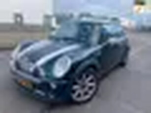 Mini Mini 1.6 Cooper / APK / AIRCO / NAP / OPENDAK / NAVI / ACHTERRIJUIT CAMERA / ZEER NETTE AUTO!!!